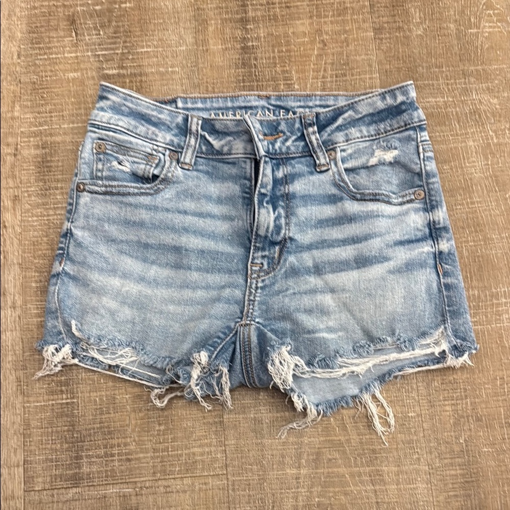 American Eagle Outfitters Women's Blue Denim Shorts